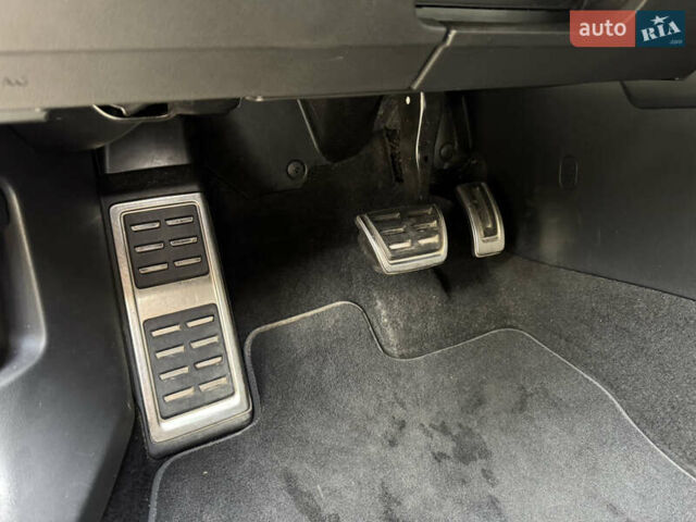 Серый Фольксваген Пассат, объемом двигателя 1.97 л и пробегом 138 тыс. км за 28400 $, фото 30 на Automoto.ua