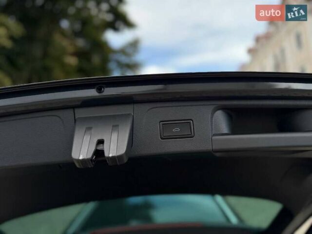 Фольксваген Пассат 2020 в Ужгороде на Automoto.ua Серый Фольксваген Пассат, объемом двигателя 1.97 л и пробегом 190 тыс. км за 20999 $, фото 14 на Automoto.ua