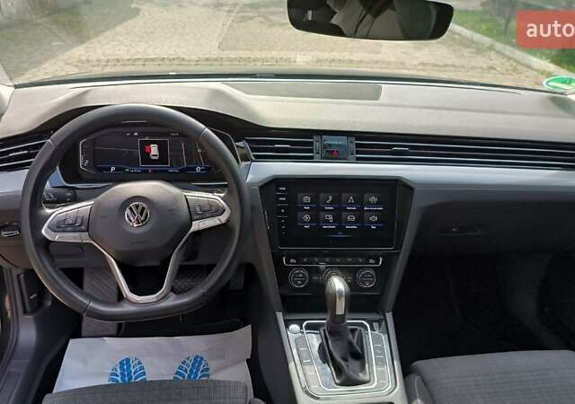 Серый Фольксваген Пассат, объемом двигателя 2 л и пробегом 162 тыс. км за 26000 $, фото 27 на Automoto.ua