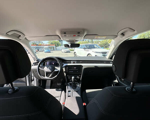 Серый Фольксваген Пассат, объемом двигателя 1.97 л и пробегом 170 тыс. км за 22200 $, фото 19 на Automoto.ua