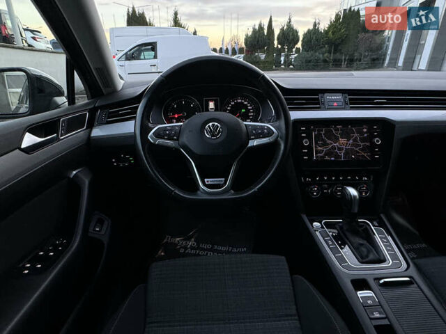 Серый Фольксваген Пассат, объемом двигателя 2 л и пробегом 220 тыс. км за 19800 $, фото 89 на Automoto.ua