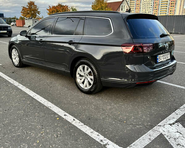 Серый Фольксваген Пассат, объемом двигателя 1.97 л и пробегом 265 тыс. км за 22300 $, фото 20 на Automoto.ua