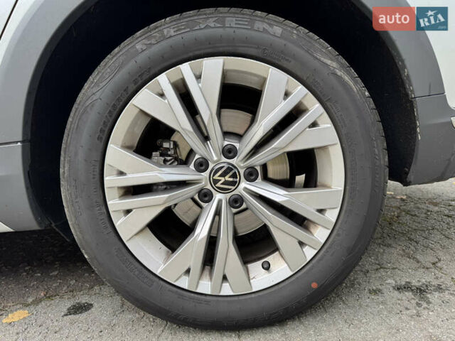 Серый Фольксваген Пассат, объемом двигателя 1.97 л и пробегом 138 тыс. км за 28400 $, фото 15 на Automoto.ua