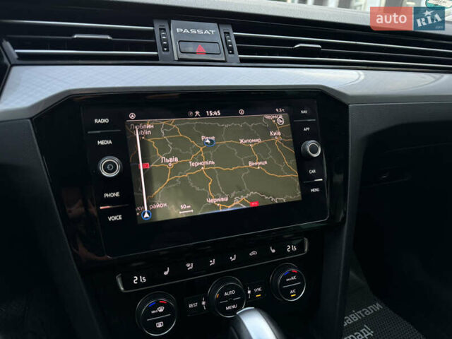 Серый Фольксваген Пассат, объемом двигателя 2 л и пробегом 220 тыс. км за 19800 $, фото 66 на Automoto.ua