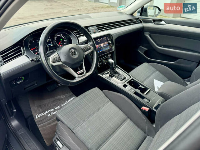 Серый Фольксваген Пассат, объемом двигателя 2 л и пробегом 220 тыс. км за 19800 $, фото 36 на Automoto.ua