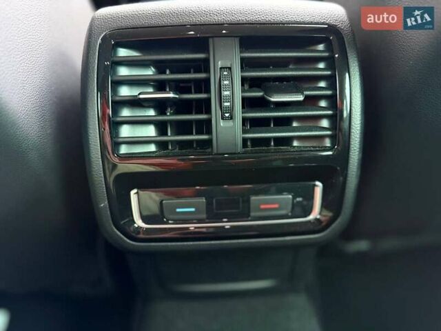 Фольксваген Пассат 2020 в Ужгороде на Automoto.ua Серый Фольксваген Пассат, объемом двигателя 1.97 л и пробегом 190 тыс. км за 20999 $, фото 28 на Automoto.ua