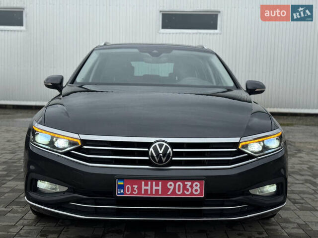 Серый Фольксваген Пассат, объемом двигателя 2 л и пробегом 216 тыс. км за 21300 $, фото 4 на Automoto.ua