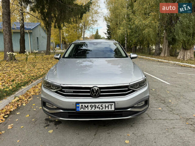 Серый Фольксваген Пассат, объемом двигателя 1.97 л и пробегом 138 тыс. км за 28400 $, фото 1 на Automoto.ua