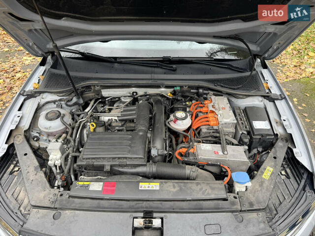 Серый Фольксваген Пассат, объемом двигателя 1.4 л и пробегом 111 тыс. км за 24700 $, фото 47 на Automoto.ua