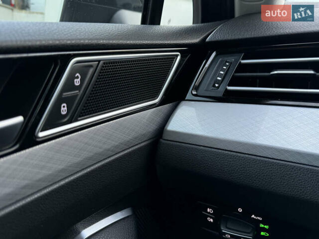 Серый Фольксваген Пассат, объемом двигателя 2 л и пробегом 220 тыс. км за 19800 $, фото 73 на Automoto.ua