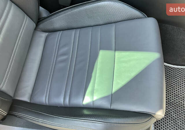 Серый Фольксваген Пассат, объемом двигателя 1.97 л и пробегом 176 тыс. км за 27900 $, фото 32 на Automoto.ua