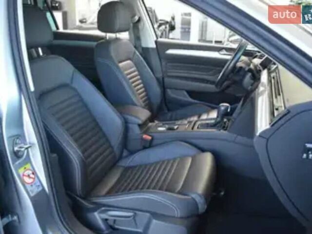 Сірий Фольксваген Пассат, об'ємом двигуна 2 л та пробігом 140 тис. км за 28250 $, фото 11 на Automoto.ua