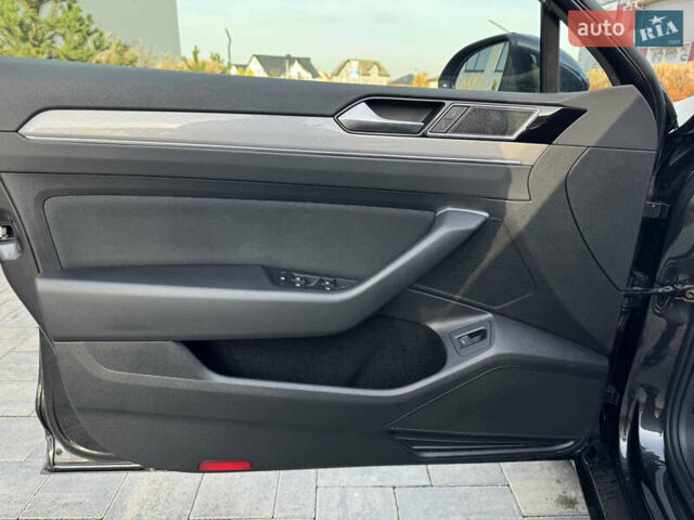 Серый Фольксваген Пассат, объемом двигателя 2 л и пробегом 170 тыс. км за 21900 $, фото 10 на Automoto.ua