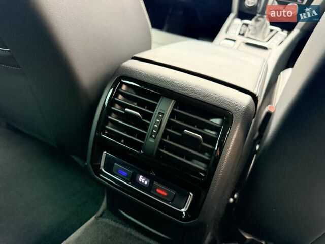 Серый Фольксваген Пассат, объемом двигателя 1.4 л и пробегом 111 тыс. км за 24700 $, фото 22 на Automoto.ua