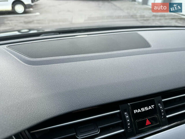 Серый Фольксваген Пассат, объемом двигателя 2 л и пробегом 220 тыс. км за 19800 $, фото 51 на Automoto.ua