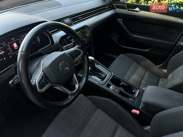 Серый Фольксваген Пассат, объемом двигателя 2 л и пробегом 171 тыс. км за 24500 $, фото 23 на Automoto.ua