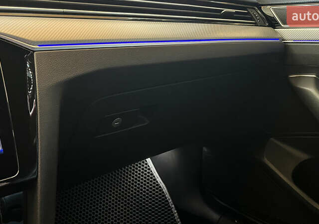 Серый Фольксваген Пассат, объемом двигателя 1.97 л и пробегом 176 тыс. км за 27900 $, фото 37 на Automoto.ua