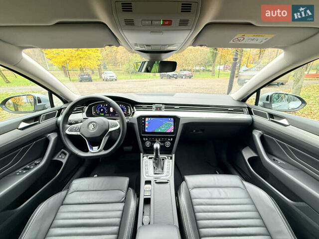 Серый Фольксваген Пассат, объемом двигателя 1.4 л и пробегом 111 тыс. км за 24700 $, фото 23 на Automoto.ua