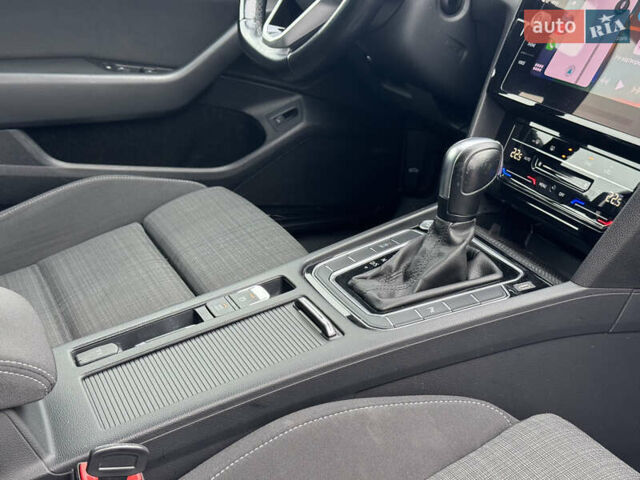 Серый Фольксваген Пассат, объемом двигателя 2 л и пробегом 216 тыс. км за 21300 $, фото 36 на Automoto.ua