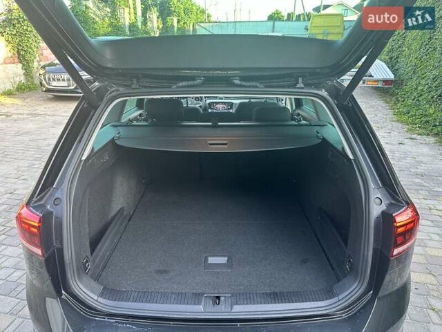 Серый Фольксваген Пассат, объемом двигателя 1.97 л и пробегом 188 тыс. км за 22700 $, фото 7 на Automoto.ua