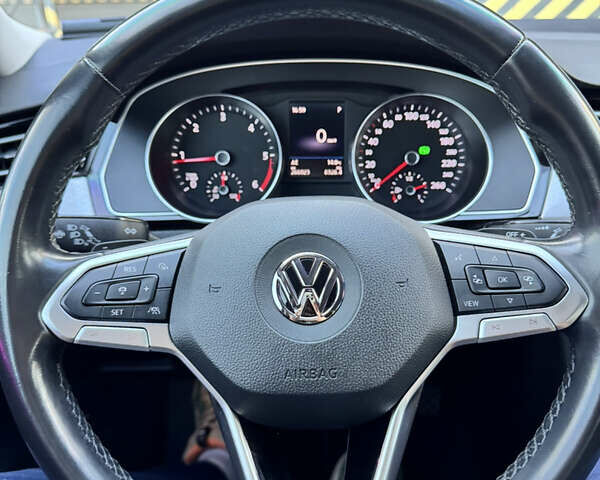 Серый Фольксваген Пассат, объемом двигателя 1.97 л и пробегом 265 тыс. км за 22300 $, фото 34 на Automoto.ua