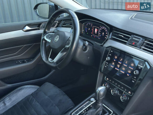 Сірий Фольксваген Пассат, об'ємом двигуна 1.97 л та пробігом 191 тис. км за 21200 $, фото 19 на Automoto.ua