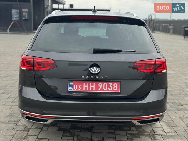Серый Фольксваген Пассат, объемом двигателя 2 л и пробегом 216 тыс. км за 21300 $, фото 12 на Automoto.ua