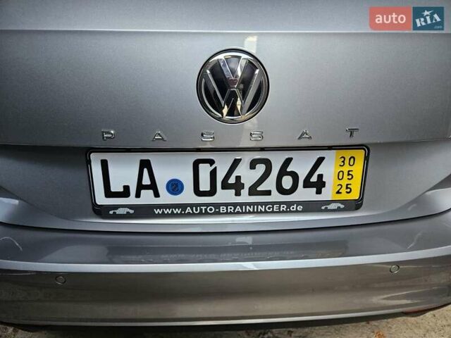 Сірий Фольксваген Пассат, об'ємом двигуна 2 л та пробігом 140 тис. км за 28250 $, фото 18 на Automoto.ua