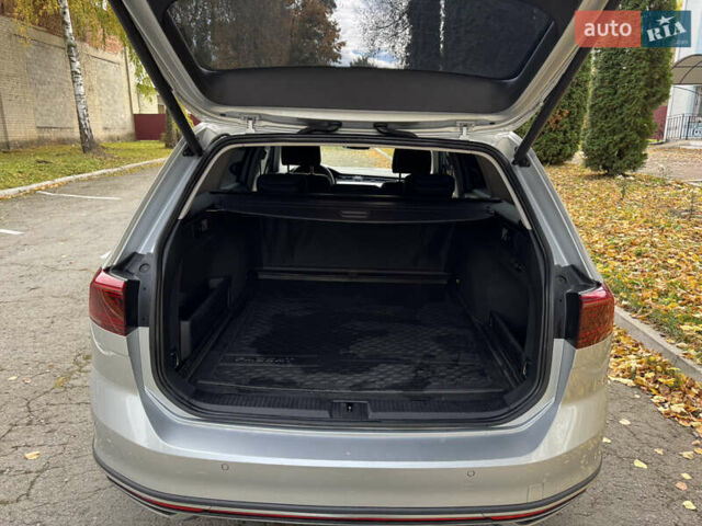 Серый Фольксваген Пассат, объемом двигателя 1.97 л и пробегом 138 тыс. км за 28400 $, фото 33 на Automoto.ua