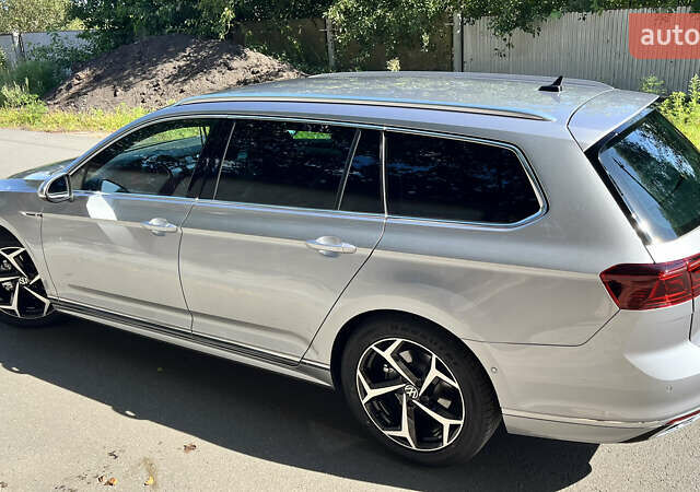 Серый Фольксваген Пассат, объемом двигателя 1.97 л и пробегом 176 тыс. км за 27900 $, фото 9 на Automoto.ua