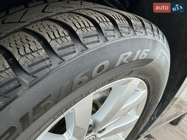 Серый Фольксваген Пассат, объемом двигателя 2 л и пробегом 220 тыс. км за 19800 $, фото 17 на Automoto.ua