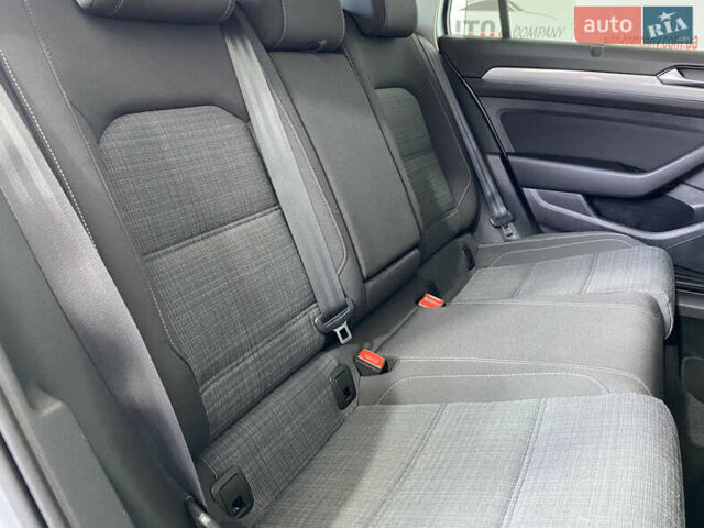 Серый Фольксваген Пассат, объемом двигателя 2 л и пробегом 120 тыс. км за 20950 $, фото 9 на Automoto.ua