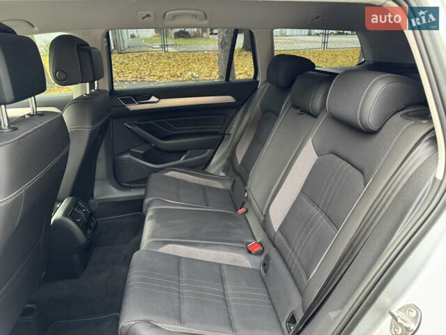 Серый Фольксваген Пассат, объемом двигателя 1.97 л и пробегом 138 тыс. км за 28400 $, фото 32 на Automoto.ua