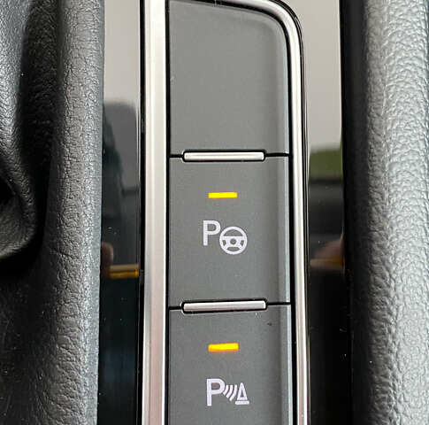 Серый Фольксваген Пассат, объемом двигателя 2 л и пробегом 120 тыс. км за 20950 $, фото 22 на Automoto.ua