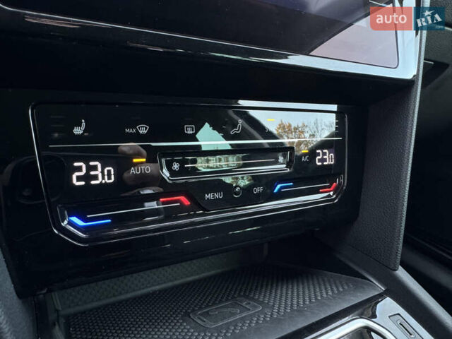 Серый Фольксваген Пассат, объемом двигателя 2 л и пробегом 170 тыс. км за 21900 $, фото 19 на Automoto.ua