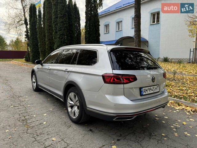 Серый Фольксваген Пассат, объемом двигателя 1.97 л и пробегом 138 тыс. км за 28400 $, фото 4 на Automoto.ua