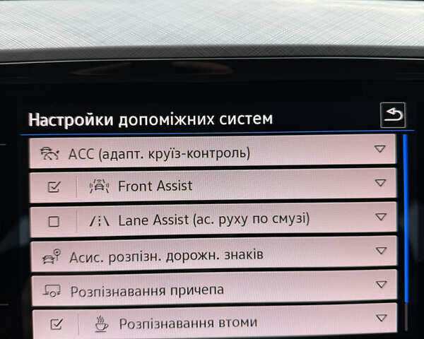 Серый Фольксваген Пассат, объемом двигателя 1.6 л и пробегом 197 тыс. км за 18499 $, фото 12 на Automoto.ua