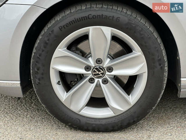 Серый Фольксваген Пассат, объемом двигателя 2 л и пробегом 181 тыс. км за 26699 $, фото 48 на Automoto.ua