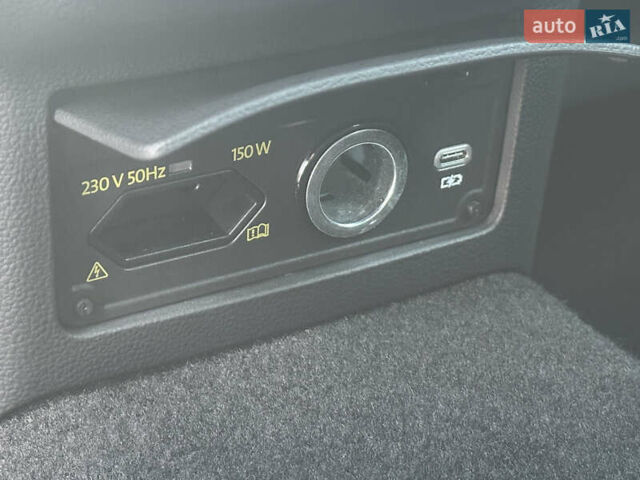 Сірий Фольксваген Пассат, об'ємом двигуна 1.97 л та пробігом 226 тис. км за 23999 $, фото 89 на Automoto.ua