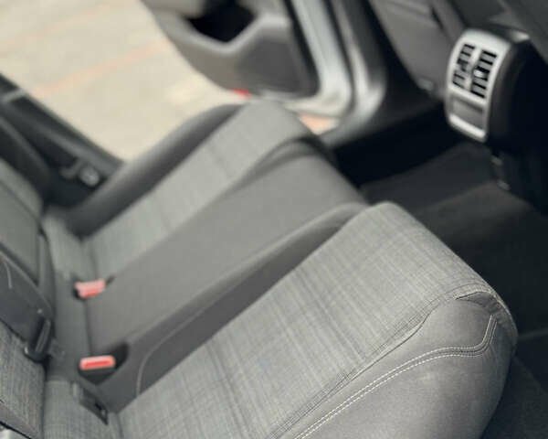 Серый Фольксваген Пассат, объемом двигателя 2 л и пробегом 220 тыс. км за 20500 $, фото 83 на Automoto.ua