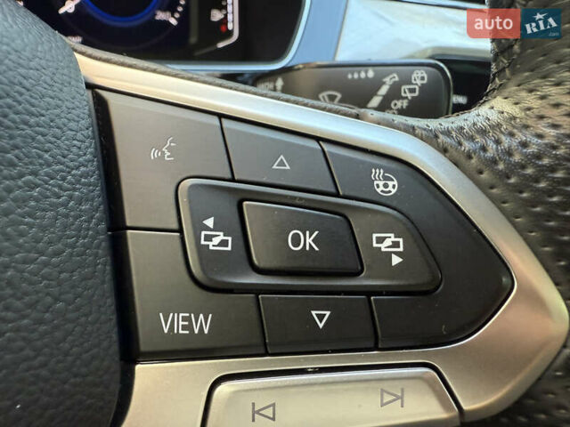 Сірий Фольксваген Пассат, об'ємом двигуна 1.4 л та пробігом 162 тис. км за 24999 $, фото 82 на Automoto.ua