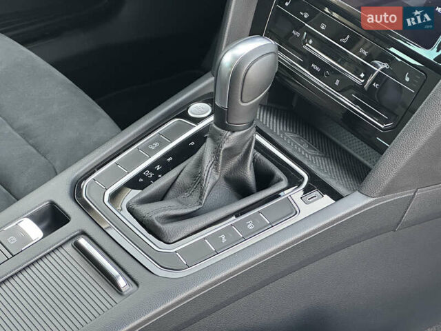 Сірий Фольксваген Пассат, об'ємом двигуна 1.97 л та пробігом 226 тис. км за 23999 $, фото 64 на Automoto.ua