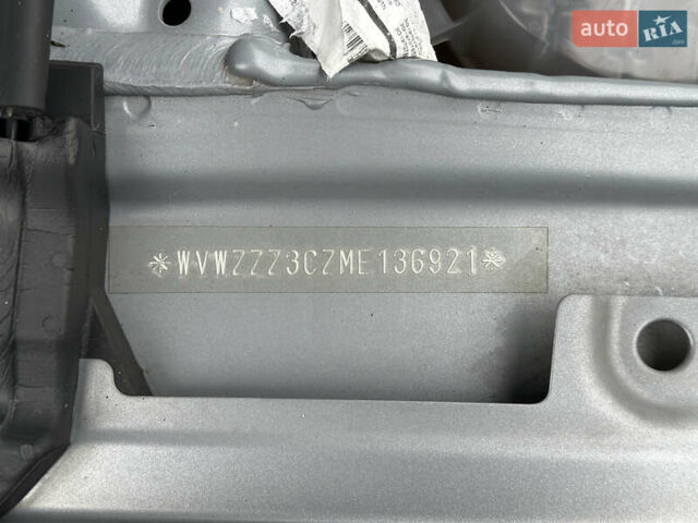 Серый Фольксваген Пассат, объемом двигателя 2 л и пробегом 181 тыс. км за 26499 $, фото 129 на Automoto.ua