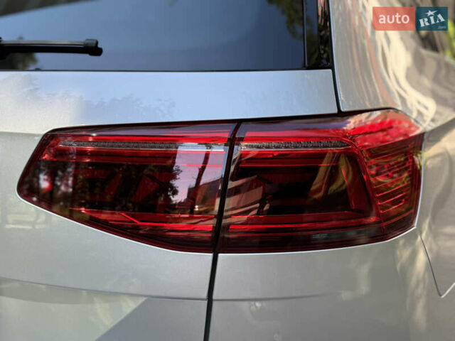 Сірий Фольксваген Пассат, об'ємом двигуна 1.4 л та пробігом 162 тис. км за 24999 $, фото 15 на Automoto.ua