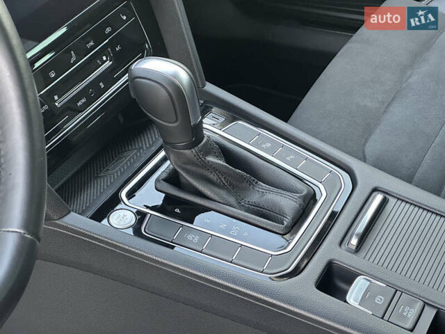 Сірий Фольксваген Пассат, об'ємом двигуна 1.97 л та пробігом 226 тис. км за 23999 $, фото 63 на Automoto.ua