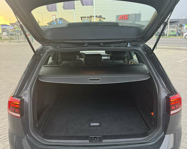 Серый Фольксваген Пассат, объемом двигателя 2 л и пробегом 208 тыс. км за 22700 $, фото 45 на Automoto.ua