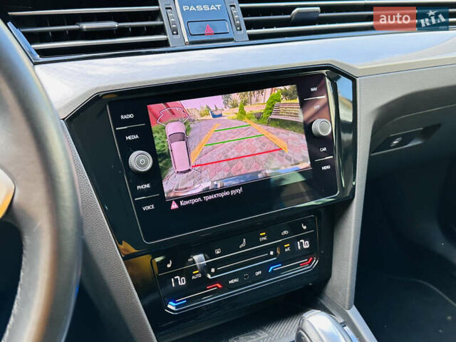 Серый Фольксваген Пассат, объемом двигателя 1.97 л и пробегом 187 тыс. км за 22999 $, фото 26 на Automoto.ua