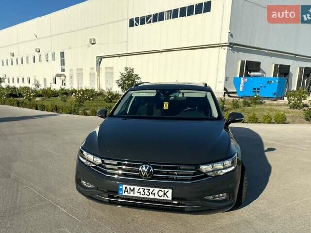 Серый Фольксваген Пассат, объемом двигателя 1.97 л и пробегом 187 тыс. км за 22999 $, фото 5 на Automoto.ua