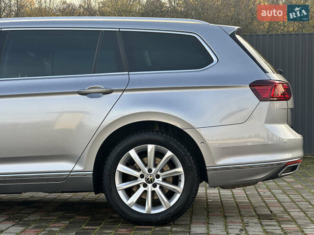 Сірий Фольксваген Пассат, об'ємом двигуна 1.97 л та пробігом 226 тис. км за 23999 $, фото 25 на Automoto.ua