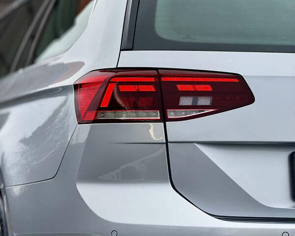 Серый Фольксваген Пассат, объемом двигателя 2 л и пробегом 220 тыс. км за 20500 $, фото 42 на Automoto.ua